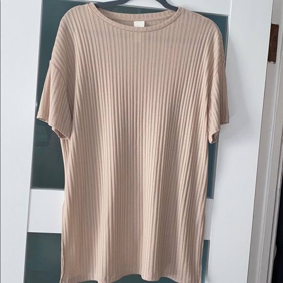 long t shirt with slits